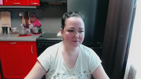 Snapshot of infinity_loveliness chatting on 02-11-25, 09:31 Infinity online show from 02-11-25, 09:31