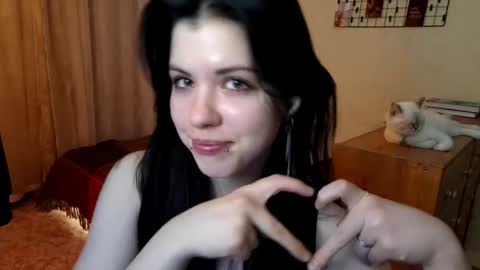 Mia online show from 03-17-26, 03:26