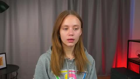 Snapshot of ingerperrucci chatting on 10-25-25, 03:36 ingerperrucci online show from 10-25-25, 03:36