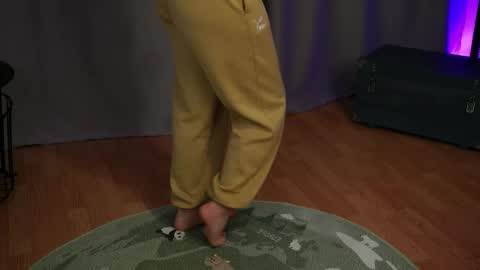 Snapshot of ingerperrucci chatting on 11-14-25, 03:38 ingerperrucci online show from 11-14-25, 03:38