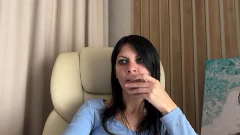 Snapshot of injaathome chatting on 07-11-26, 08:00 InjaAtHome online show from 07-11-26, 08:00