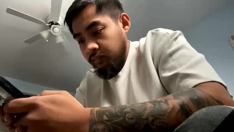 inkapepe0420 online show from 12-18-25, 04:35