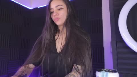 Dayana  online show from 04-19-26, 01:05