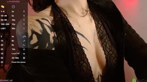 Valerie online show from 03-04-25, 01:17