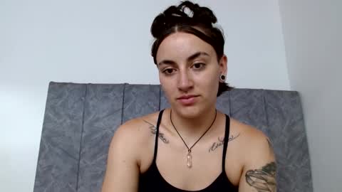 lyan onlyfans n linda online show from 10-13-25, 07:25