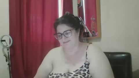Snapshot of inna46_ chatting on 06-10-26, 12:37 inna46_ online show from 06-10-26, 12:37