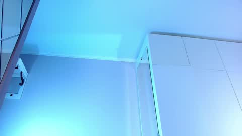 Snapshot of innnita chatting on 02-11-25, 05:47 Lina online show from 02-11-25, 05:47