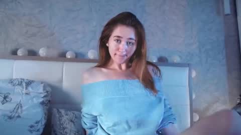 Snapshot of innnita chatting on 10-07-25, 12:13 Lina online show from 10-07-25, 12:13