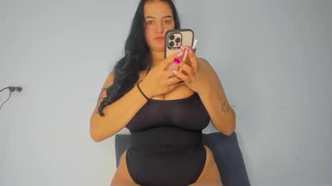 ALESSIA online show from 10-25-25, 09:53