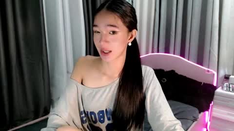 Reign online show from 04-12-26, 08:36