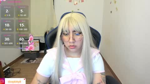 Luna        online show from 04-10-26, 10:36