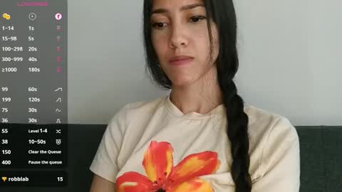 Laroa online show from 11-06-25, 08:43