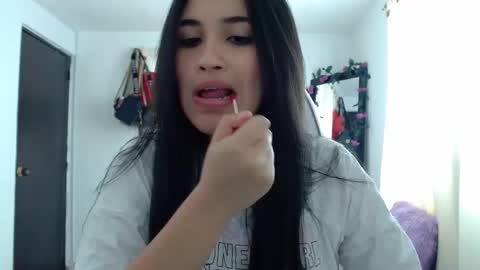 Snapshot of inocentheaven chatting on 01-27-25, 04:22 Celeste online show from 01-27-25, 04:22