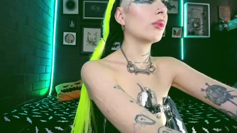   SANIA  online show from 12-20-24, 09:28