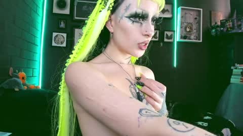   SANIA  online show from 01-24-25, 06:46