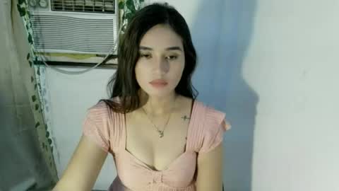 Snapshot of insigida_xxx chatting on 11-03-25, 05:20 Jean online show from 11-03-25, 05:20