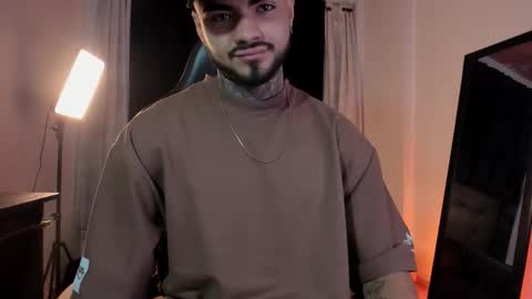 Brayan Chavez online show from 12-17-25, 02:17