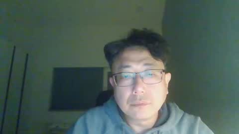 Snapshot of insuclee197641 chatting on 04-08-26, 03:23 insuclee197641 online show from 04-08-26, 03:23