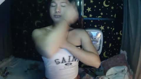 MAXINE online show from 03-04-25, 01:55