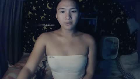 MAXINE online show from 10-08-25, 10:57