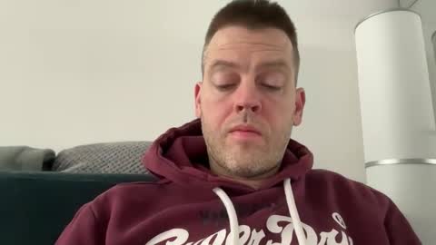 Snapshot of interestedhun chatting on 10-04-25, 09:40 InterestedHun online show from 10-04-25, 09:40