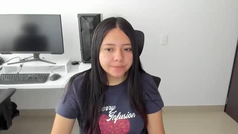 Iris 3 online show from 09-26-25, 01:26