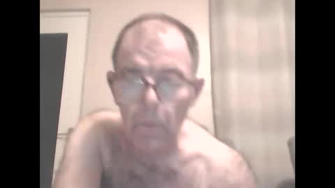 Snapshot of inthemood63 chatting on 12-18-24, 12:10 inthemood63 online show from 12-18-24, 12:10