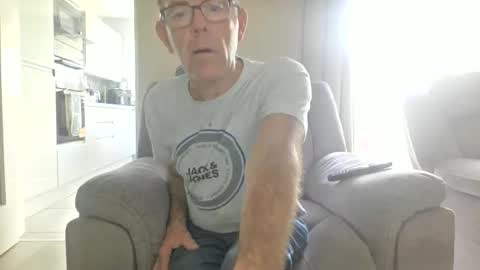 Snapshot of inthemood63 chatting on 09-15-25, 03:45 inthemood63 online show from 09-15-25, 03:45