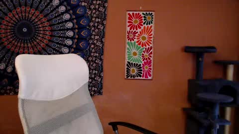 Africa online show from 03-11-25, 05:02