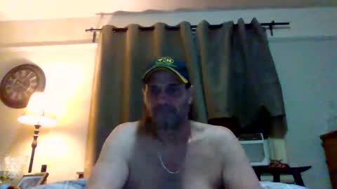 Snapshot of inurass2222 chatting on 03-17-26, 01:21 inurass2222 online show from 03-17-26, 01:21
