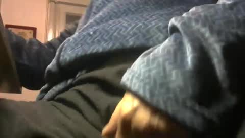 Snapshot of investigator310 chatting on 02-23-25, 06:01 investigator310 online show from 02-23-25, 06:01