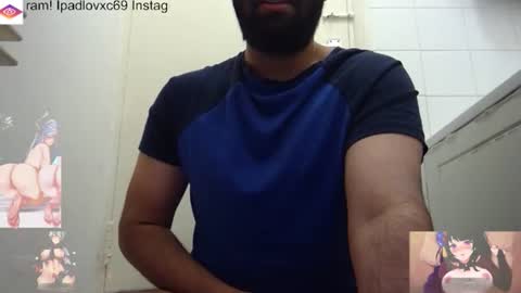 Snapshot of ipadlovxc69 chatting on 02-05-26, 02:16 ipadlovxc69 online show from 02-05-26, 02:16