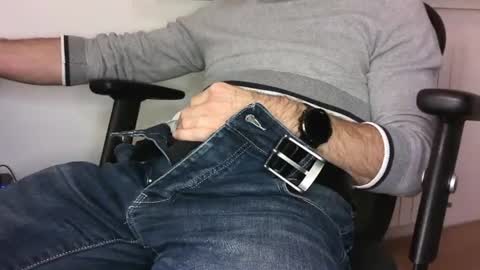 ipattyrri online show from 11-14-25, 05:22