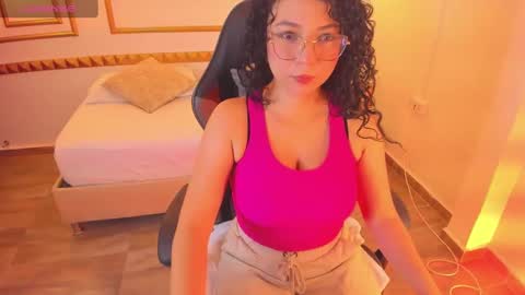 Irantzu online show from 02-27-25, 07:37