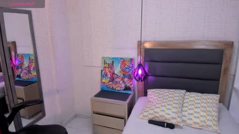  I R E N N E online show from 02-19-26, 12:45