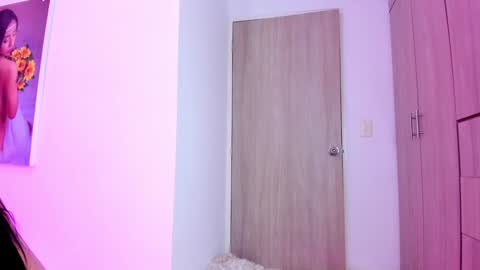 Snapshot of irinatanned chatting on 12-24-24, 05:02 IRINA online show from 12-24-24, 05:02