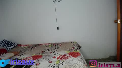 Snapshot of iris712 chatting on 12-06-24, 01:55 iris712 online show from 12-06-24, 01:55