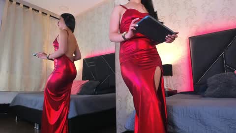 Queen Iris online show from 02-05-25, 12:20