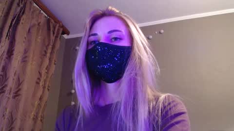 Lily online show from 09-12-25, 05:02