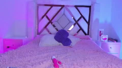  Iris  online show from 03-17-26, 02:49