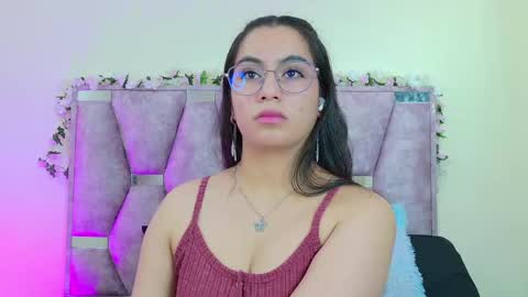 Snapshot of iris_mandarinne chatting on 04-23-26, 05:37 Iris online show from 04-23-26, 05:37