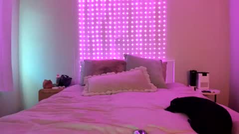 Snapshot of iris_roslin chatting on 07-07-26, 10:36 Iris 3 online show from 07-07-26, 10:36