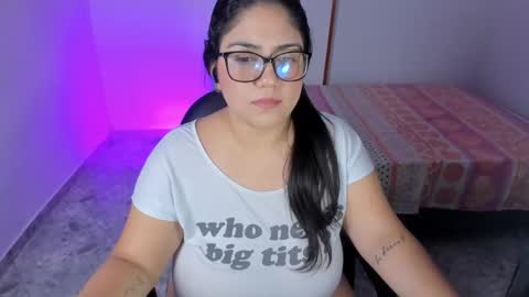 Iris online show from 09-18-25, 03:36