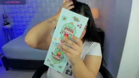 Snapshot of iris_torrez chatting on 06-17-26, 12:07 Iris online show from 06-17-26, 12:07