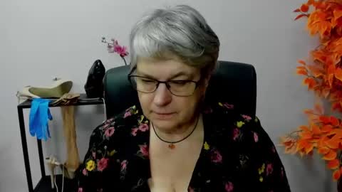 I R I S online show from 12-10-24, 10:49