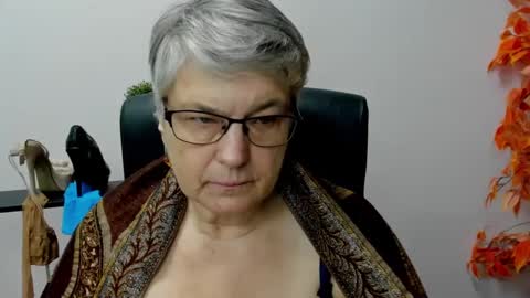 I R I S online show from 01-22-25, 10:50