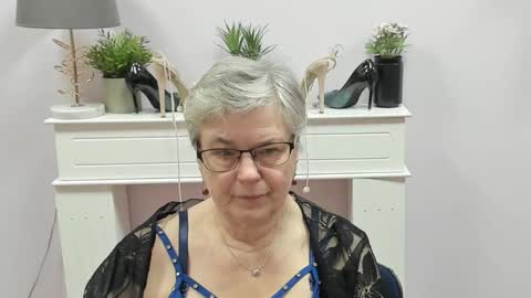 I R I S online show from 01-08-26, 07:10