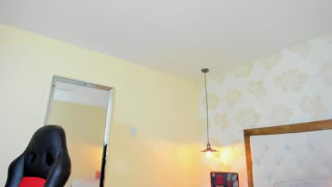 Snapshot of irisclark1 chatting on 06-13-26, 07:23 Iris online show from 06-13-26, 07:23