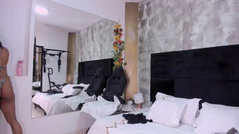 Snapshot of irisfit chatting on 01-22-25, 10:59 Iris Fit online show from 01-22-25, 10:59