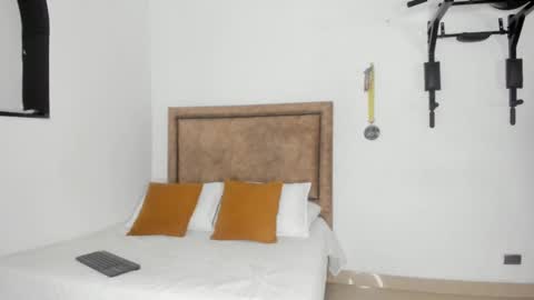 Snapshot of irisfit chatting on 11-11-25, 12:27 Iris Fit online show from 11-11-25, 12:27